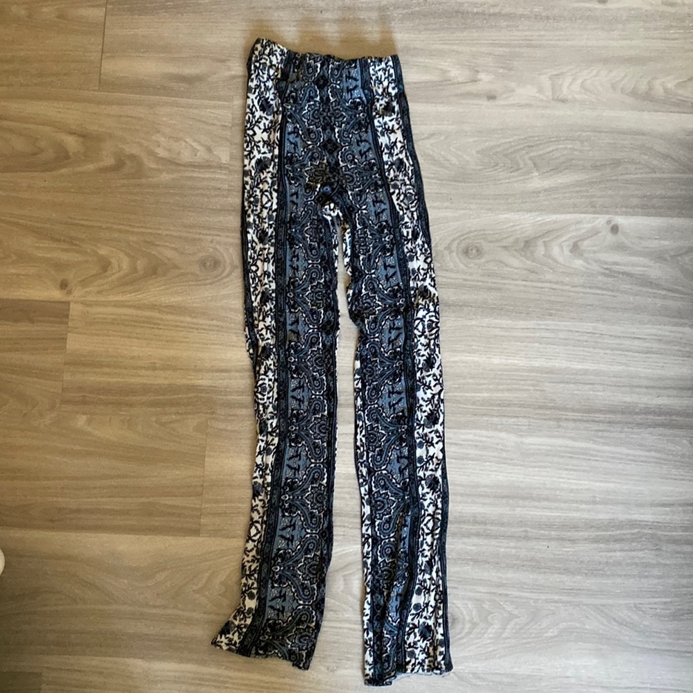 Patterned soft bell bottom pants